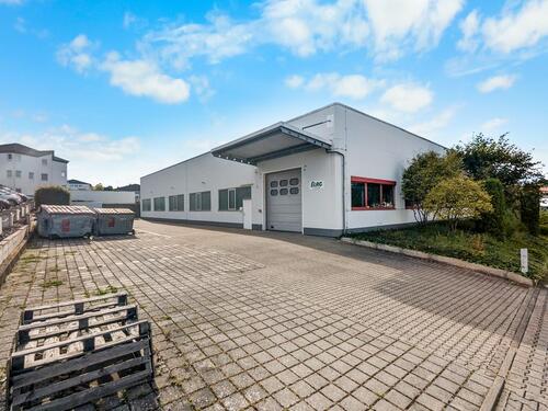 Foto - Beheizte vielseitig nutzbare Lager-Produktionshalle im Gewerbegebiet Neu-Anspach