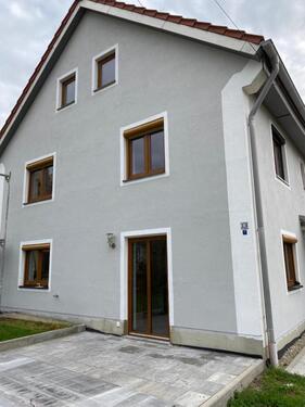 Foto - Ansprechendes 6-Zimmer-Haus mit EBK in Steindorf