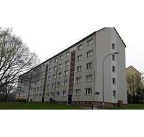 3-Raum-Wohnung mit Südbalkon - 345,00&nbsp;EUR Kaltmiete, ca.&nbsp; 62,78&nbsp;m&sup2; in Werdau (PLZ: 08412)