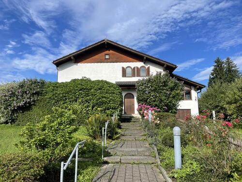 Foto - Charmantes Einfamilienhaus mit großzügigen Garten in Neubeuern zur Vermietung!