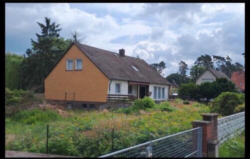 Foto - Einfamilienhaus mit großem Garten zu vermieten
