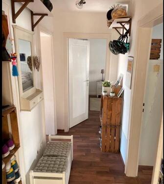 Foto - Wg Zimmer 550€ - 560,00&nbsp;EUR Kaltmiete, ca.&nbsp; 100,00&nbsp;m&sup2;