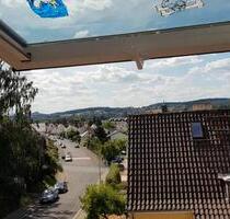 Vollständig renovierte 1,5-Zimmer-DG-Wohnung mit EBK in Lollar