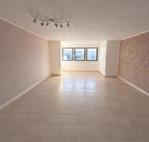 Schöne3.5 Zimmer Wohnung mit Sicht auf den Rhein - Schwörstadt