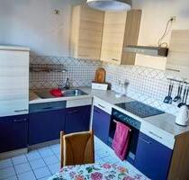 Helle 2-Zimmerwohnung im Atemberaubenden Denkmal - Sonneberg