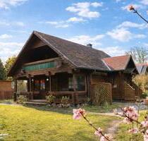 Charmantes Holzhaus mit Pool & großem Garten - Gnoien