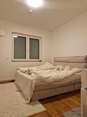 Foto - Moderne 4-Zimmer DG Wohnung in kleiner Einheit in Liederbach