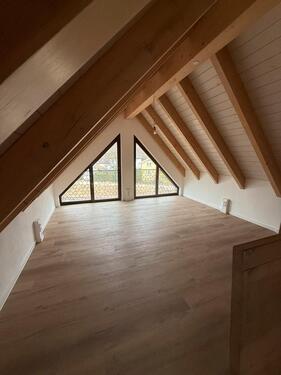 Foto - 1 Zimmer Dachgeschoßwohnung zur Miete in Aalen