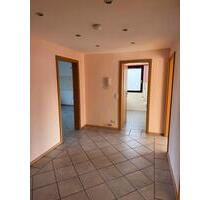 3-Zimmer-Küche-Bad mit Balkon und Garage - Bürstadt