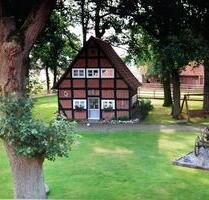 Kleines Fachwerkhaus - 500,00&nbsp;EUR Kaltmiete, ca.&nbsp; 70,00&nbsp;m&sup2; in Sulingen (PLZ: 27232)