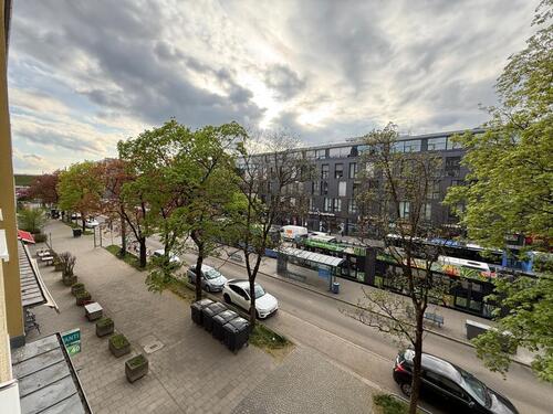 Foto - 2-Zimmer-Wohnung OHNE EBK direkt am Moosacher Bahnhof