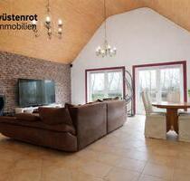 Wohnen wir im eigenen Haus – individuelle Maisonettewohnung mit XXL-Terrasse und Garten - Ebersbach