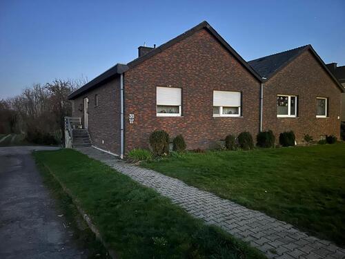 Foto - Doppelhaushälfte in Geilenkirchen-Immendorf