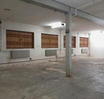 Vermiete Stellplatz für Wohnwagen u.ä. in einer Halle - Altentreptow