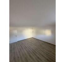 Teilsanierte 3-Zimmer-Wohnung mit guter Anbindung in Nürnberg