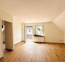 *modernisiert* Dachgeschosswohnung Balkon 53m² zur Miete - Worms