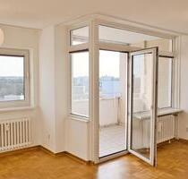 Himmel über Berlin: Helle 2-Zimmer-Wohnung mit Panorama-Blick