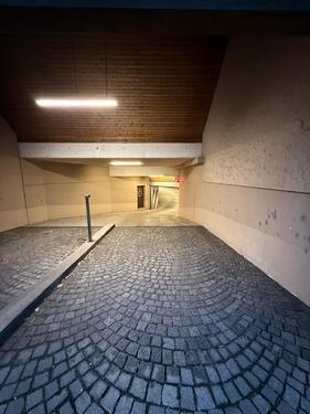 Foto - Tiefgaragen Stellplatz Augsburg Oberhausen