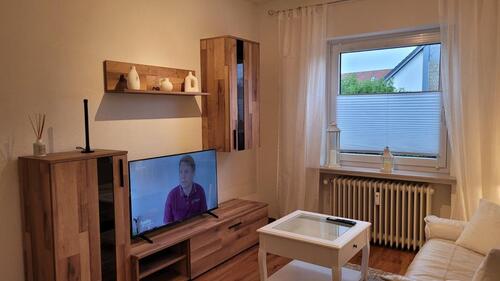 Foto - Möblierte Zwei Zimmer Wohnung - 745,00 EUR Kaltmiete,