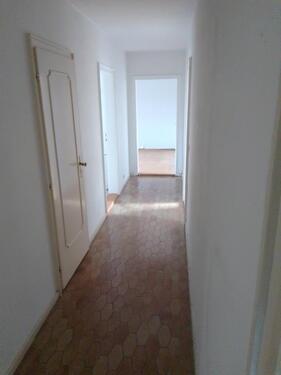 Foto - Sonnige 3-Zimmer-Wohnung - 1.000,00 EUR Kaltmiete, ca.  83,00 m²