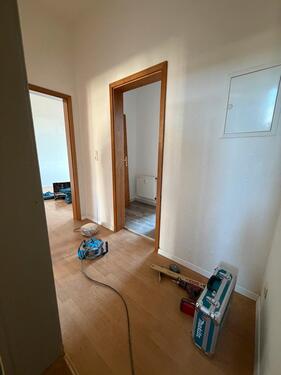 Foto - Helle 2-Zimmer-Wohnung n. Sanierung– ideal für Singles oder Paare