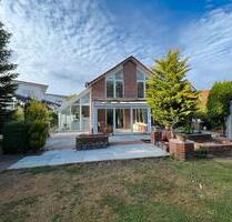 Drei Zimmerwohnung mit Garten und optional Garage - Buxtehude