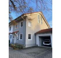 Doppelhaushälfte in 85652 Pliening, provisionsfrei