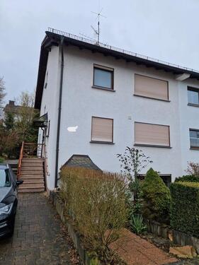 Foto - Doppelhaushälfte zu vermieten - 2.000,00&nbsp;EUR Kaltmiete, ca.&nbsp; 165,00&nbsp;m&sup2;