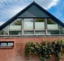 1 Zimmer mit Kochecke u. Bad, komplette Fensterfront, 32 qm - Papenburg