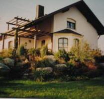Einfamilienhaus mit Einliegerwohnung und Pferdestall Koppel - Schönbrunn im Steigerwald