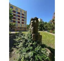 Helle 2-Zimmer-Wohnung mit Balkon und Einbauküche - Berlin Marzahn-Hellersdorf