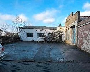 Foto - Schnäppchen für Handwerker zum Wohnen und Arbeiten