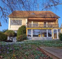 Provisionsfrei - 12-Zimmer Dreifamilien-Haus in bester Lage - Stuttgart Birkach