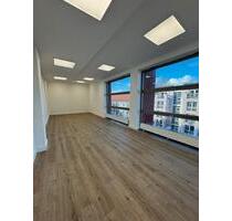 Work Different: 236 m² Büro im Erstbezug, jung & stylish – 13 Min. zum Alex - Berlin Lichtenberg