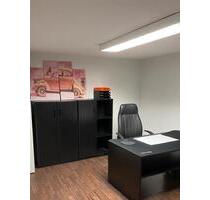 Kfz WerkstattHalle mit Büro und WC - Neuberg