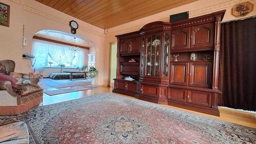 Foto - 8 Zimmer Mehrfamilienhaus, Wohnhaus in Ottweiler