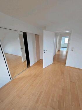 Foto - 2.5 Zimmer Dachgeschoßwohnung zur Miete in Langgöns