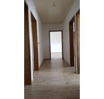 3 ZKD DG-Wohnung zu vermieten - 585,00&nbsp;EUR Kaltmiete, ca.&nbsp; 85,00&nbsp;m&sup2; in Staudernheim (PLZ: 55568)