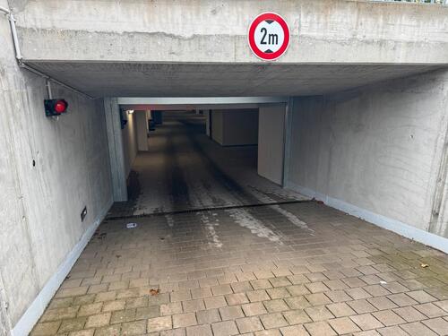 Foto - Tiefgaragenstellplatz, Neubau, Bf. Ludwigsburg 5 Minuten zu Fuß