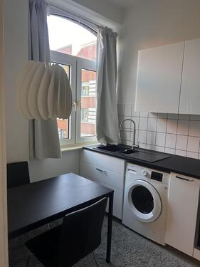 Foto - Helle 1 Zimmer Altbauwohnung Inklusive neuer Küche - Calenberger Neustadt