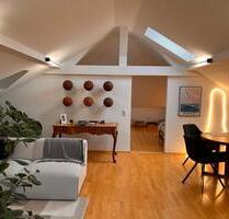 Helle 2-Zimmer-Dachgeschosswohnung mit besonderem Charme - Eltville am Rhein