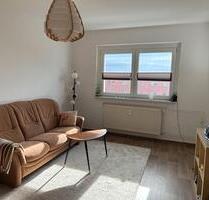 April: 2,5 Zimmer mit Einbau Küche (Genossenschaft) - Stralsund Langendorfer Berg