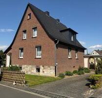 Einfamilienhaus mit 6 Zimmern, Keller, Garage, Garten - Kassel Bettenhausen