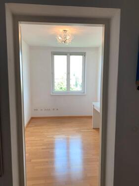 Foto - Raum in Arztpraxis & Kosmetikinstitut - Untermiete frei ab sofort