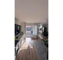 Sehr günstige Wohnung in grüner Top‑Lage !!!– Anmietung nur mit WBS für 2 Personen (65 m²) möglich - Solingen Burg