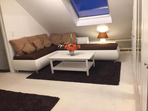 Foto - Möb. Apartment m. EBK f. Pendler, Wochenendheimfahrer, Dienstwohn