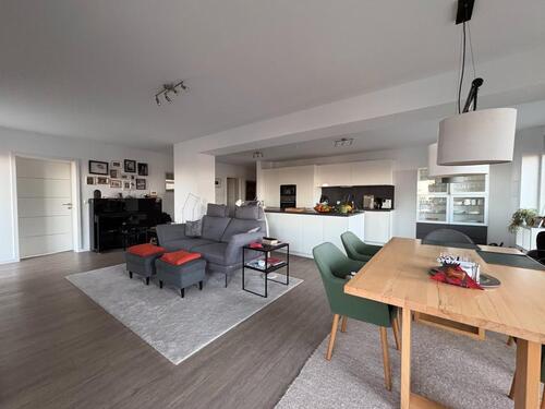 Foto - Moderne 4-Zimmerwohnung mit freiem Blick auf die Rheinebene