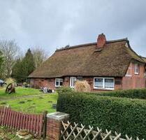 Charmantes Reetdachhaus zur Miete in Marschacht – Nähe Hamburg –