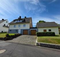 Haus für die ganze Familie mit großen Grundstück in Bad Emstal