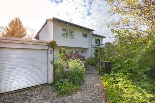 Foto - Großzügige und sonnige DHH in sehr guter und ruhiger Waldrandlage